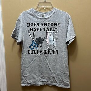 Funny rock paper scissors T-shirt size small lifting joke